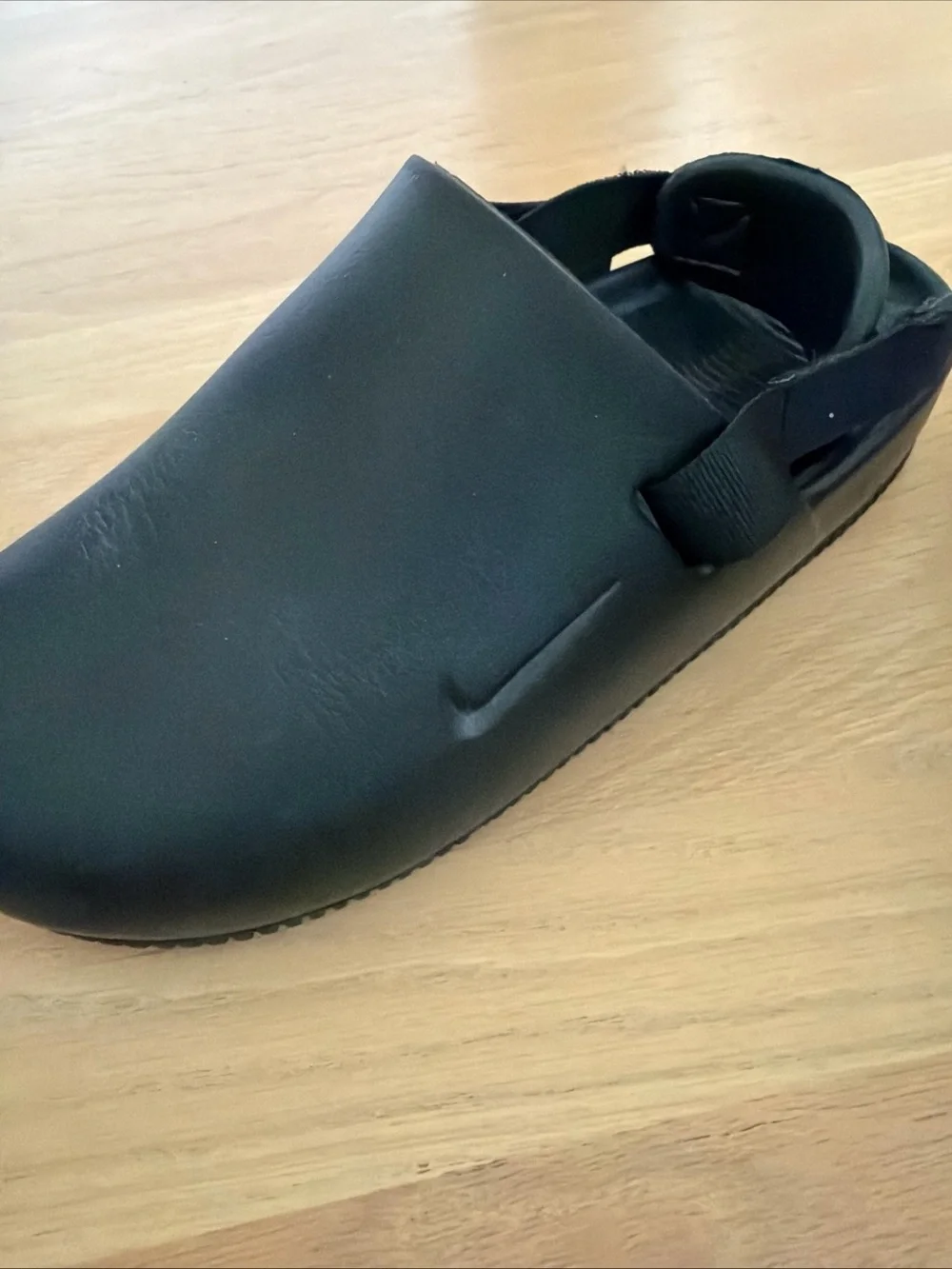 Nike Calm Mule Sandals Black Women’s 8 Men’s 6
